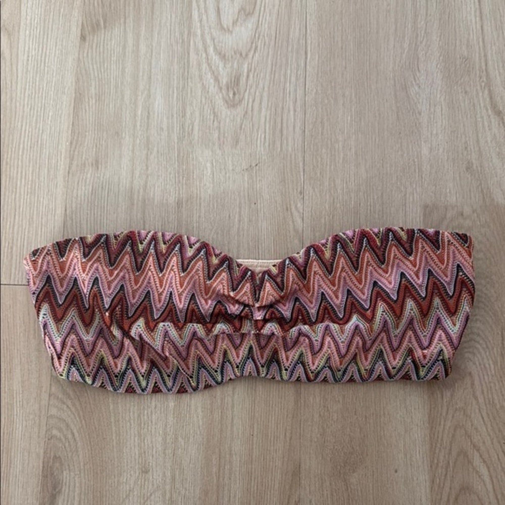 Top Secret Zigzag Patterned Bandeau Top